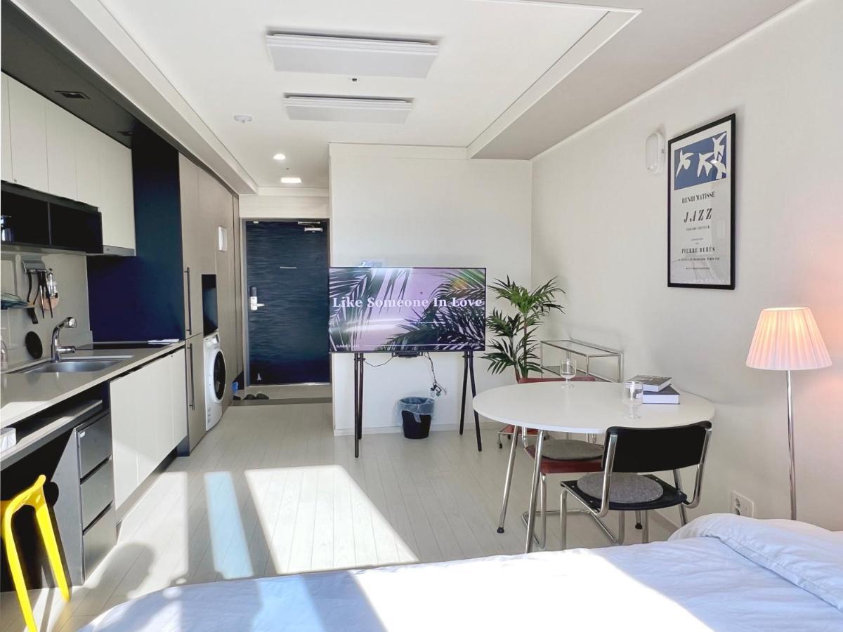 Mi Stay - Starbnb Branch Daegu Bagian luar foto