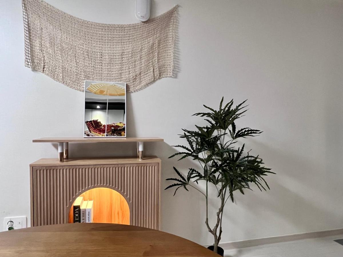Mi Stay - Starbnb Branch Daegu Bagian luar foto