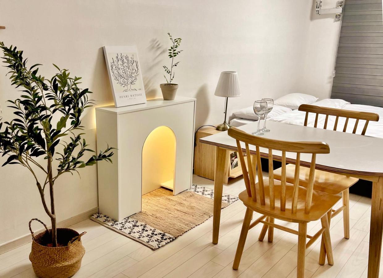 Mi Stay - Starbnb Branch Daegu Bagian luar foto