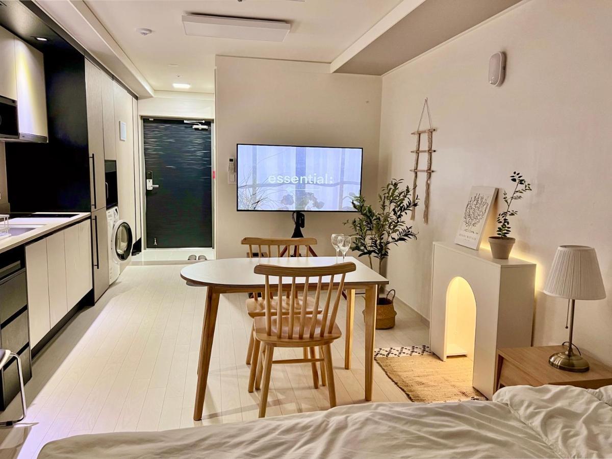 Mi Stay - Starbnb Branch Daegu Bagian luar foto
